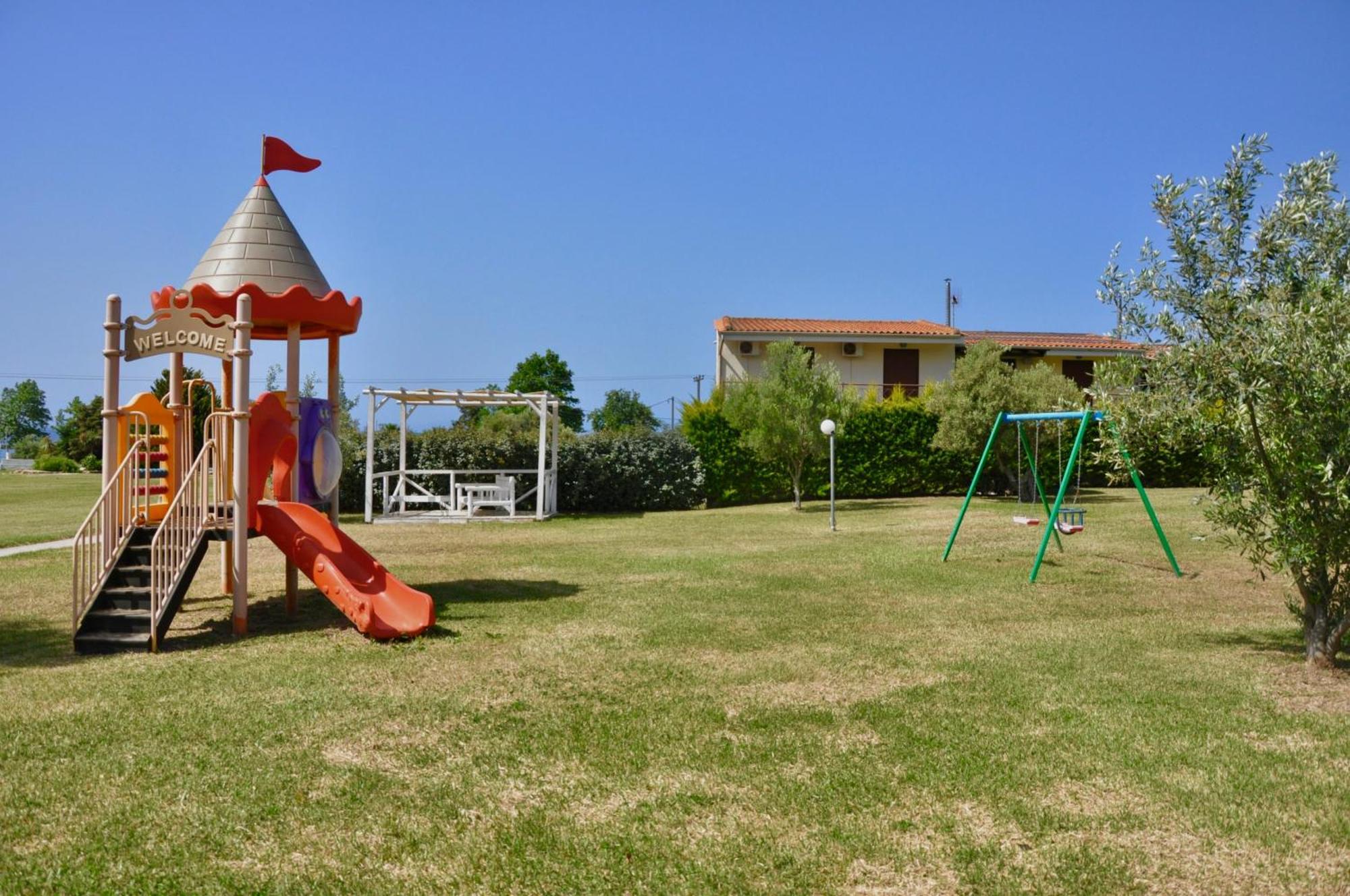 Stigmes Villas & Suites Néa Szkióni Kültér fotó